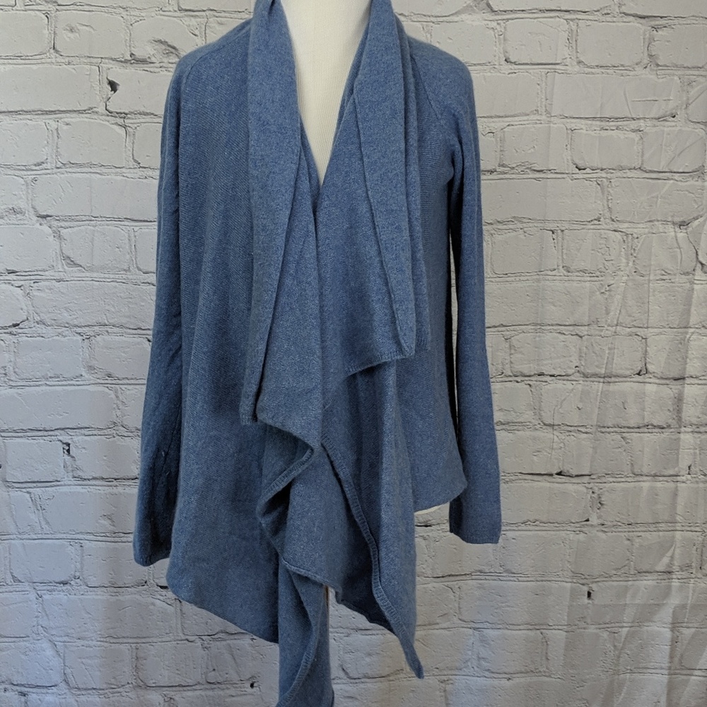 Lord and Taylor cashmere shawl
